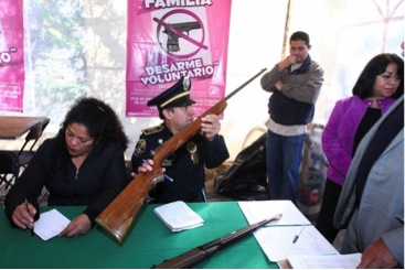 En sólo  tres meses “Por tu familia desarme voluntario” ha canjeado mil 243 artefactos