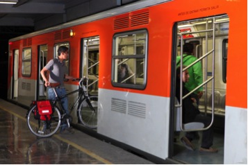 El 1 y 5 de mayo el Metro dará servicio de 7 a 24 horas