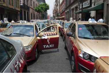 En 2015 taxis con más de 10 años de antigüedad dejarán de dar servicio