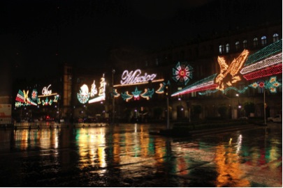 La CDMX luce alegorías luminosas con motivos patrios