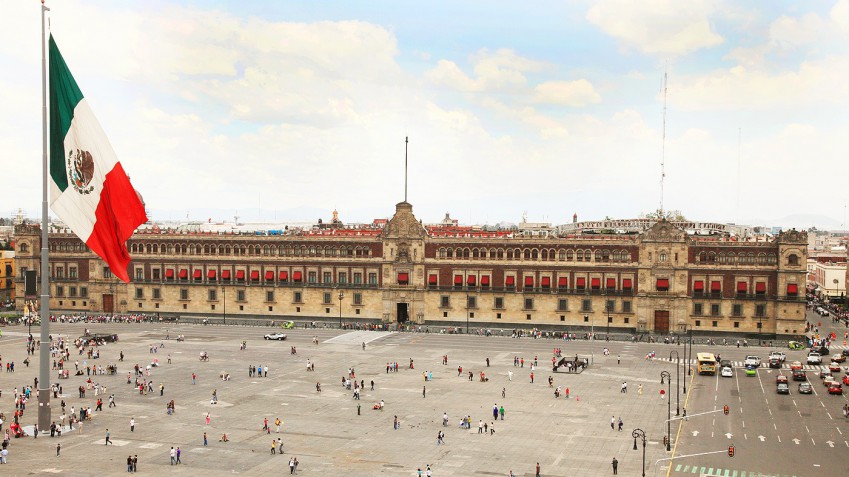 La muerte en el Palacio Nacional