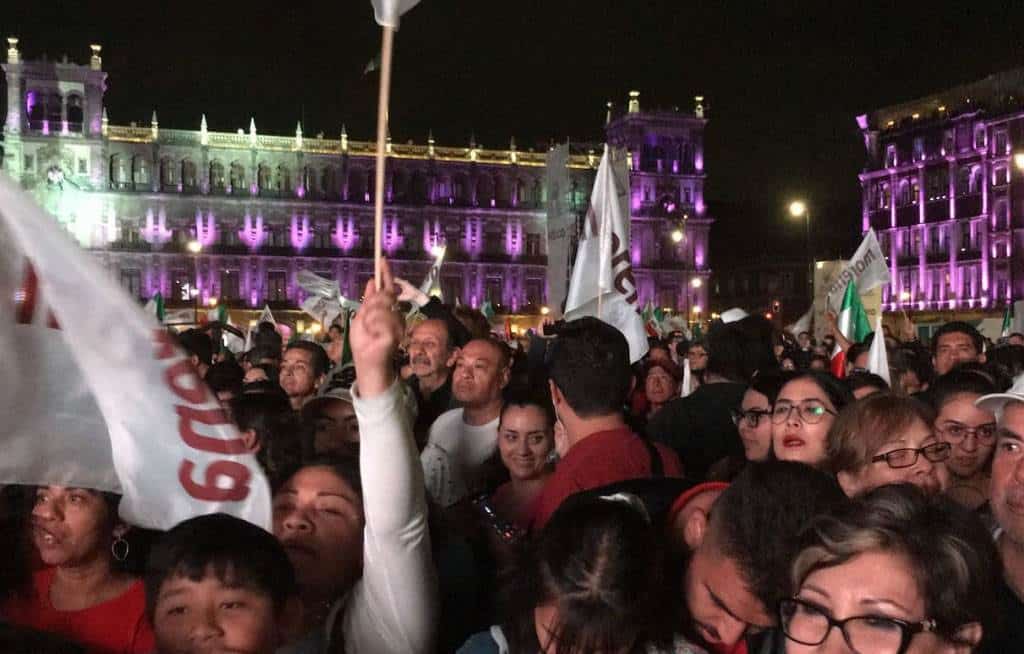 El palacio por la ventana