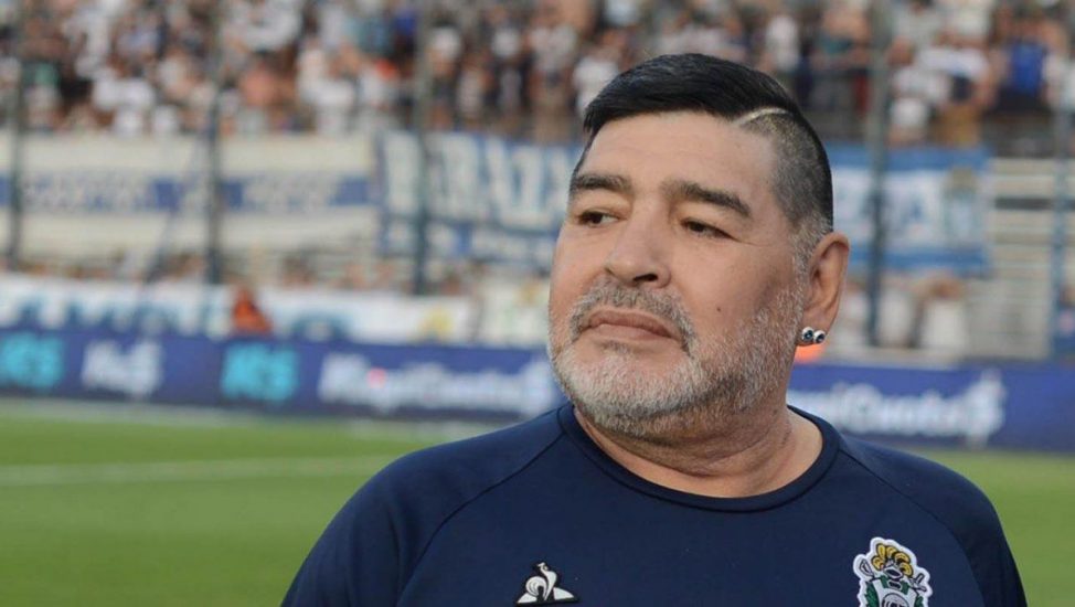 Mitos y modas; Maradona y el virus