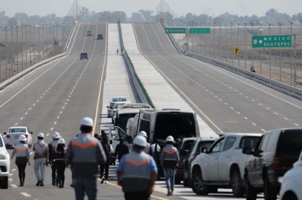 En acto exprés abren Viaducto Ecatepec-Tonanitla-AIFA para la foto y traslado de AMLO a Santa Lucía