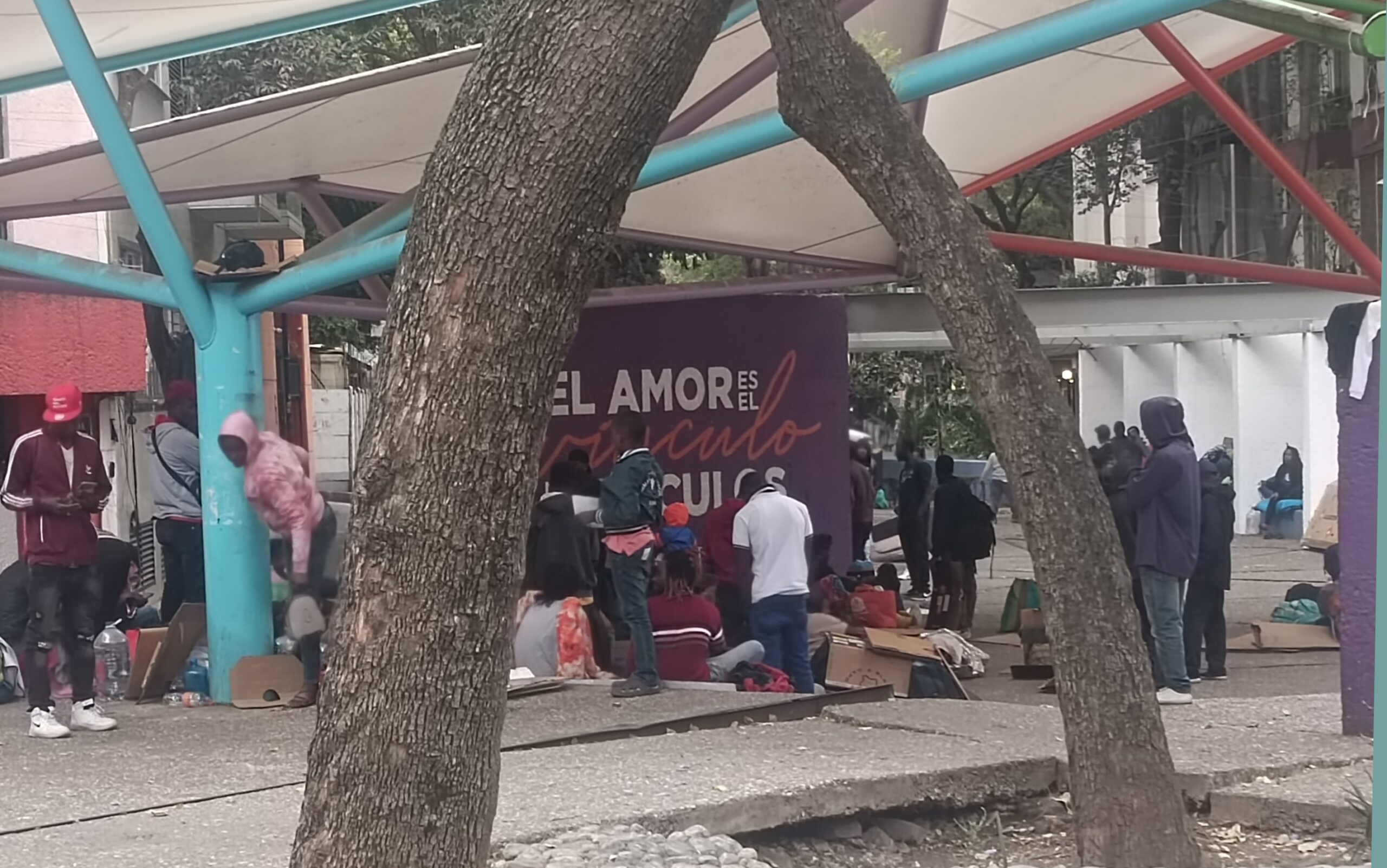 “Es inhumano”: envían a migrantes a albergue de hospital psiquiátrico