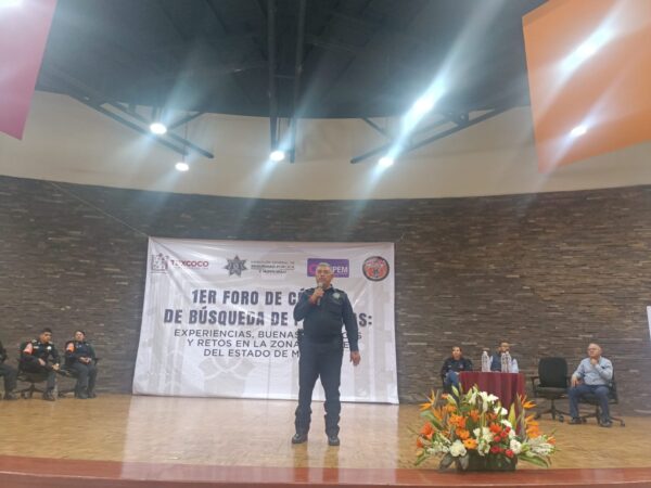 En Texcoco policías de 11 municipios del Edomex participan en Foro de búsqueda de personas