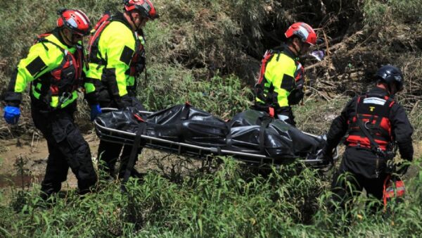 En menos de 12 horas hallan un segundo migrante muerto por boyas en el Río Bravo