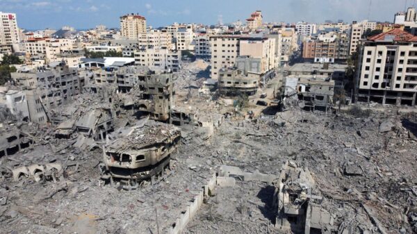 Feroz ataque israelí sobre centro de Gaza; recupera zona sur tomada por Hamás