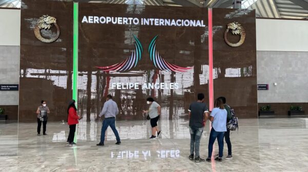 El AIFA, sin importar que tiene pocos viajeros, aumenta su tarifa por uso de aeropuerto