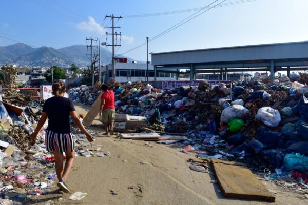 ¡Ahorcada por la austeridad! Alcaldesa de Acapulco dice no tener dinero para quitar la basura