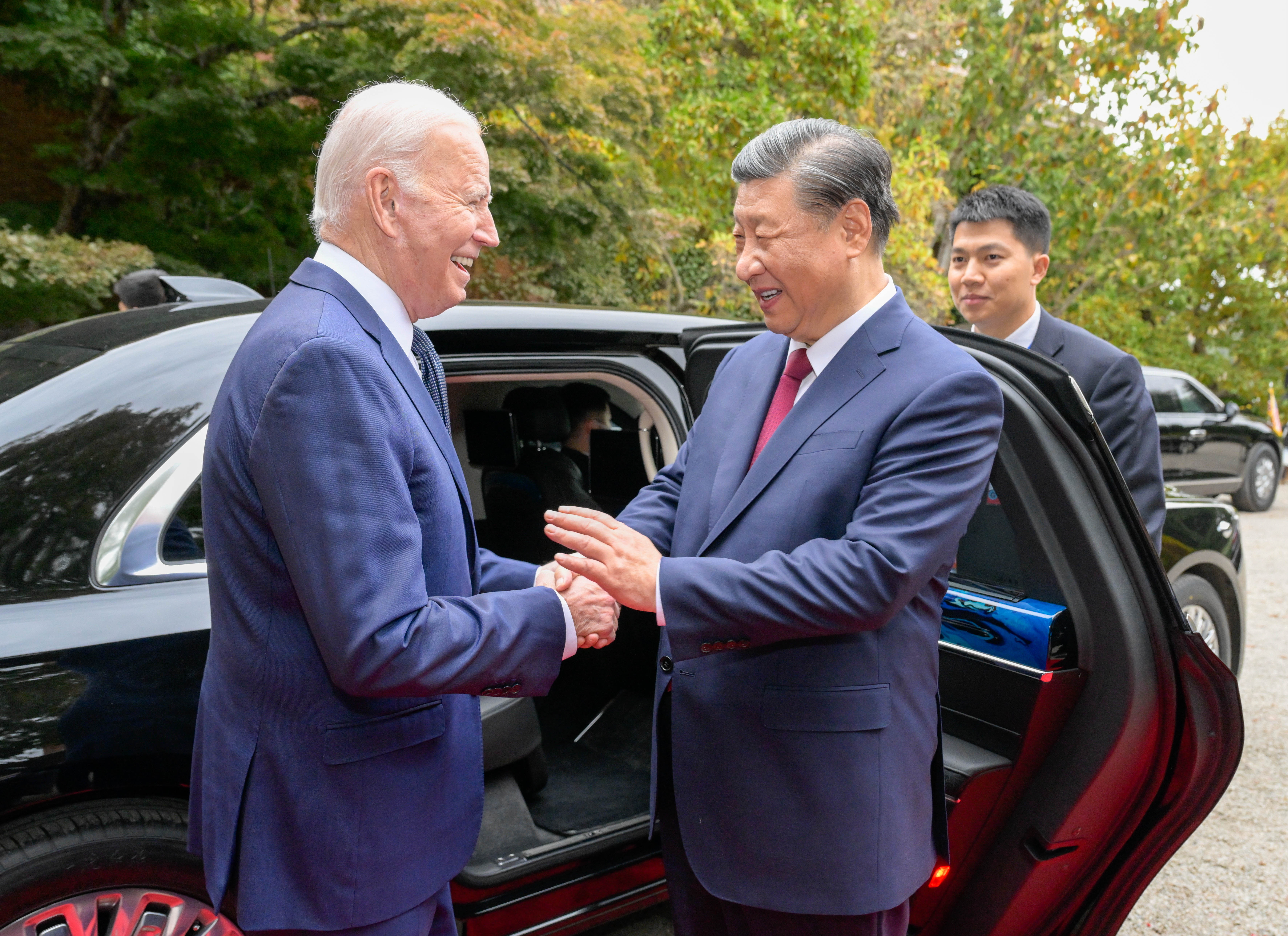 China descalifica que Biden llamara dictador a Xi Jinping tras su reunión en EU