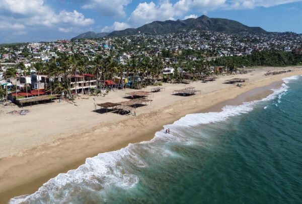 Desolación en playas de Acapulco a unos días de Navidad; escasea el turismo