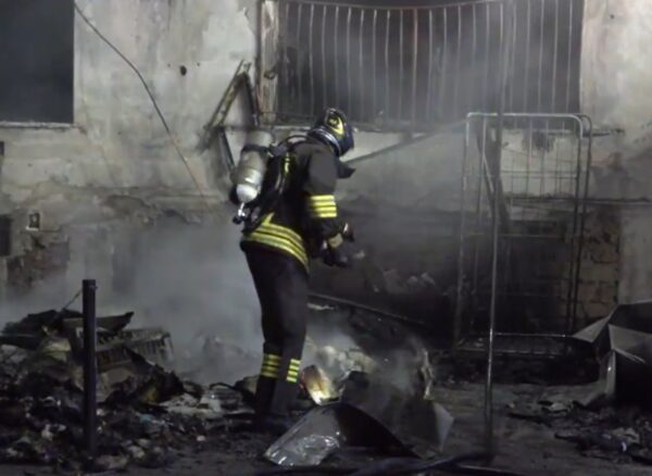 Incendio en hospital cerca de Roma deja tres muertos y 200 evacuados