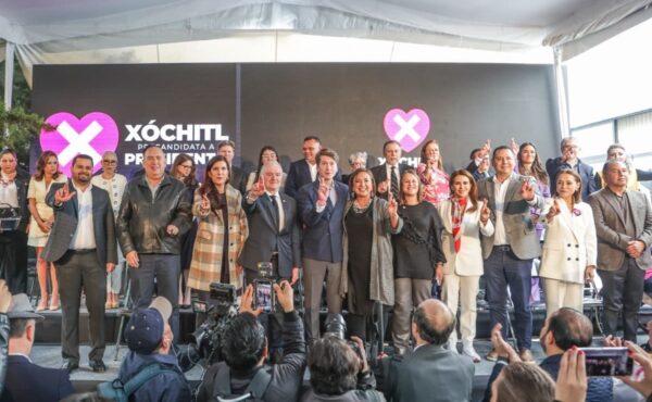 Presentan el Xóchitl-team del Frente Amplio por México