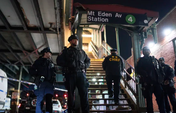 Joven mexicano que murió en el Metro de NY recibió varios balazos en el pecho