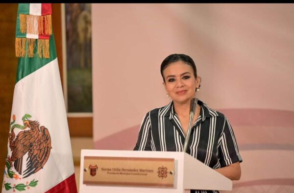 López Obrador llama a Morena: Norma Otilia Hernández puede reelegirse en Chilpancingo