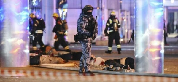 Asciende a 133 los muertos por atentado terrorista en sala de conciertos de Rusia