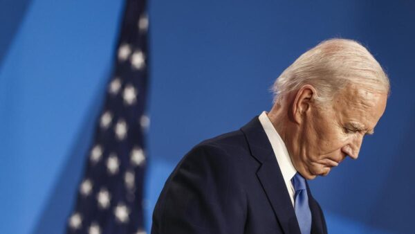 Biden se baja de la contienda presidencial en EU; pide el voto para Kamala Harris