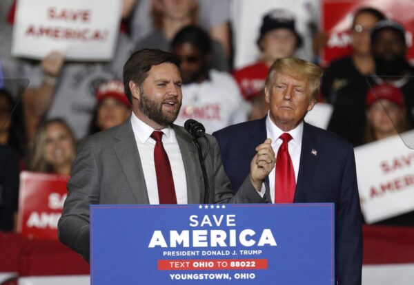 Trump y J.D. Vance, fórmula republicana para las elecciones