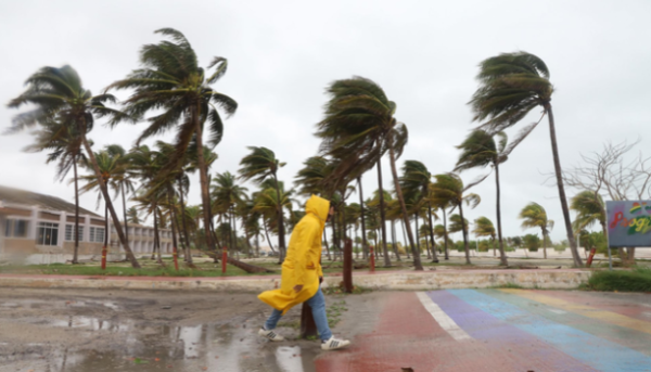 Ileana provoca lluvias de muy fuertes e intensas en Jalisco y Baja California Sur