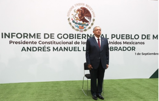 AMLO presenta su último informe; monta show para no tocar promesas sin cumplir