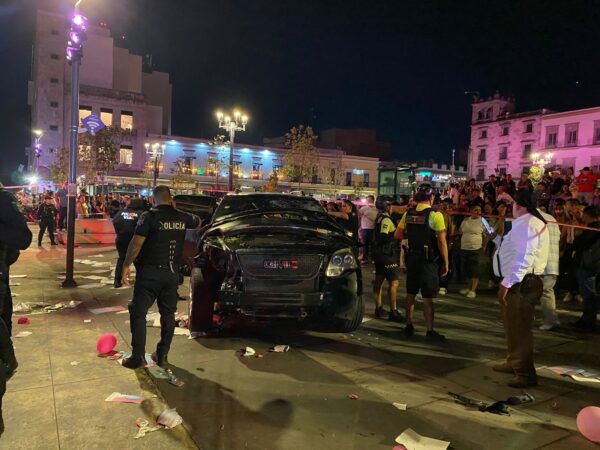 Atropellan a manifestantes durante caminata en Guadalajara