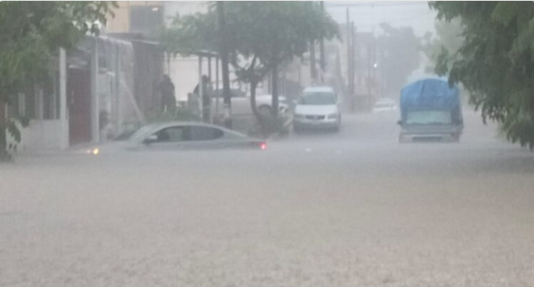 Depresión tropical Once-E provoca inundaciones en 11 municipios de Veracruz